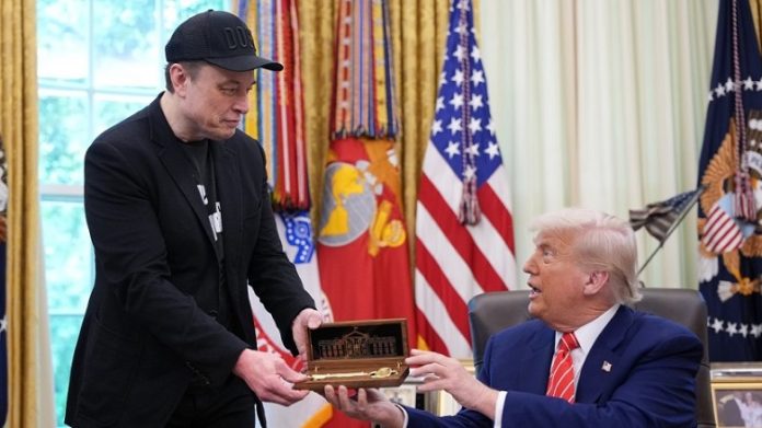 «Выберут преемника». Стало известно, что воссоединит Трампа с Маском «Выберут преемника». Стало известно, что воссоединит Трампа с Маском