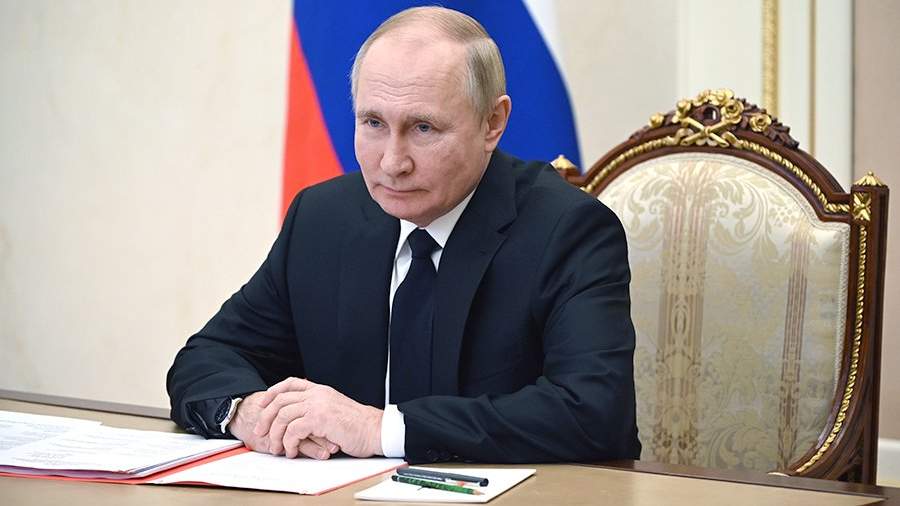 Путин объявил перемирие в дни 80-летия Победы Путин объявил перемирие в дни 80-летия Победы