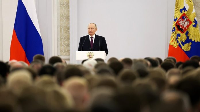 Путин высказался о планах Запада нанести поражение России Путин высказался о планах Запада нанести поражение России